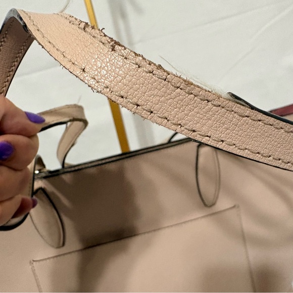 Kate Spade Adel large tote bag in refined grain leather in beige. - Picture 8 of 11